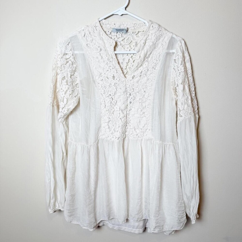 Tendenze Women's White and Cream Top M